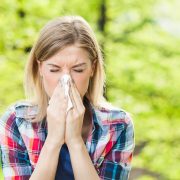 Jak poradzić sobie z uciążliwą alergią?